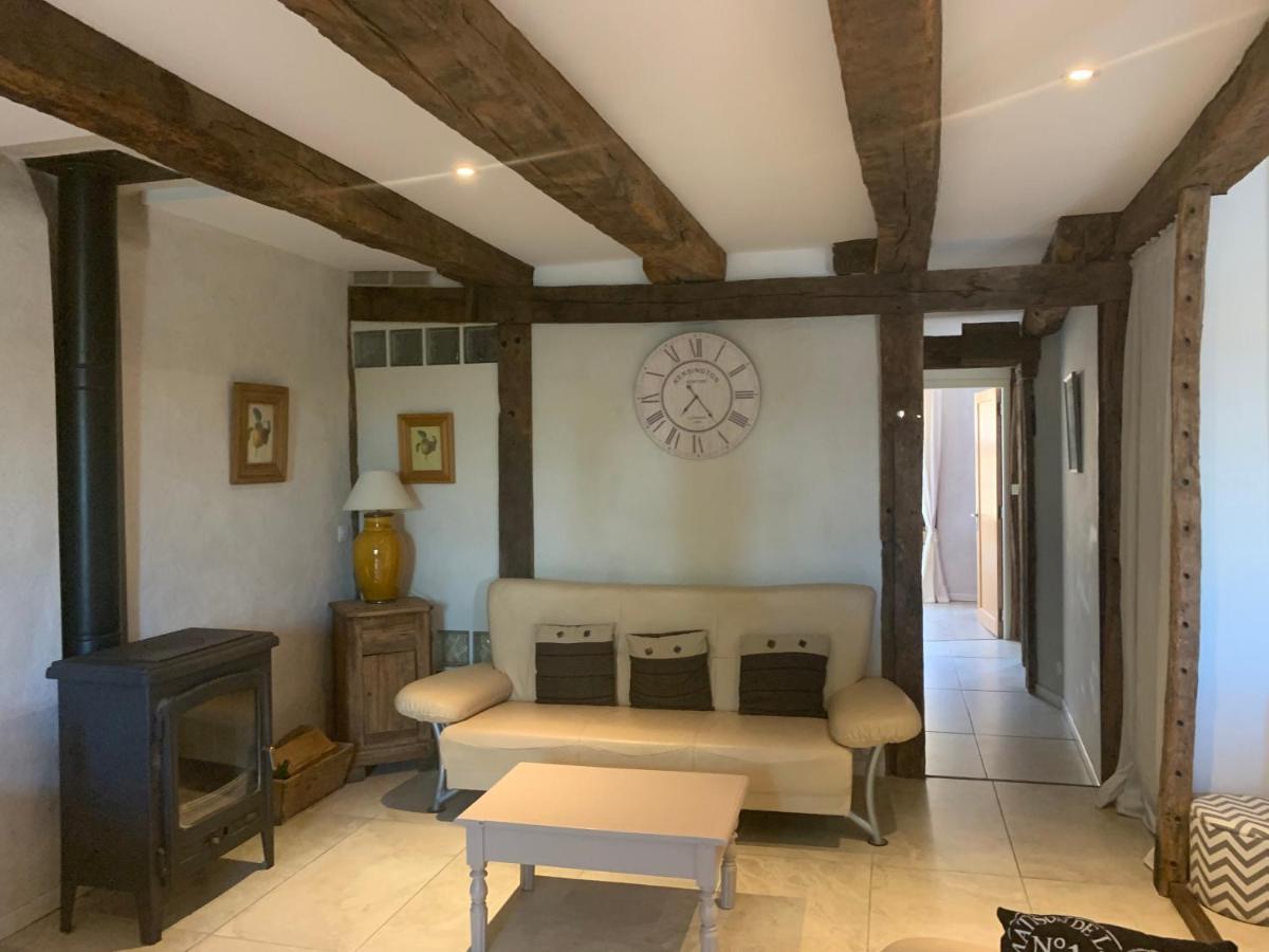 La Maison De Chloe Senouillac 外观 照片